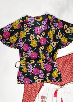 ❤️блузочка на запах в яркие цветы