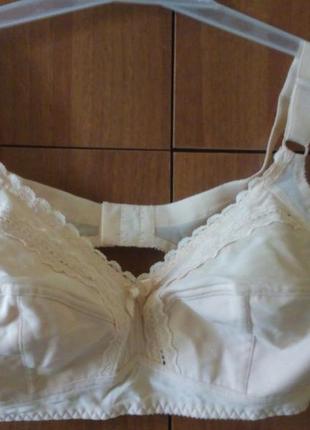 Бюстгальтер 85с