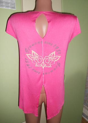 Футболка оригинального кроя