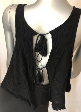 Майка с открытой спиной на завязках atmosphere