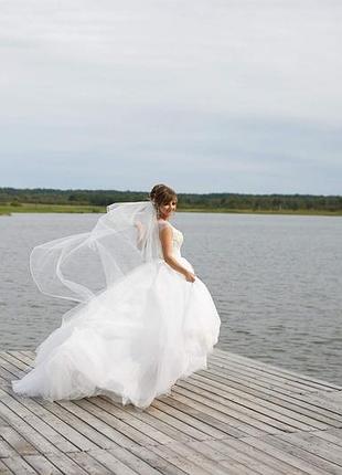 Весільна сукня