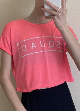 Легкий топ-футболка