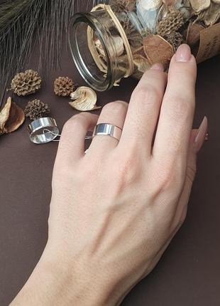 Серебряное обручальное кольцо с гравировкой и без гравировки2 фото