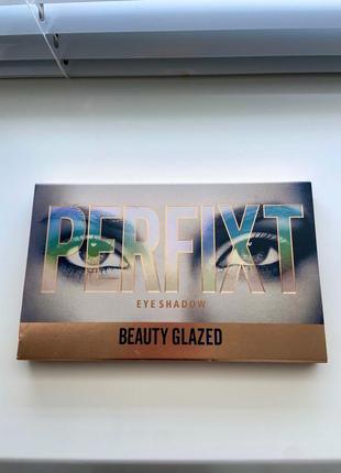 Тіні палетка набір матові та з шимером блискучі