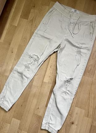 Джинси bershka