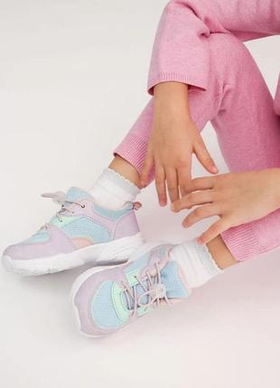 Кроссовки для девочки reserved