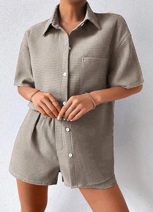 Костюм женский с шортами рубашка шорты короткие весенний на весну лето базовый черный...