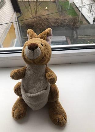 Плюшевый кенгуру