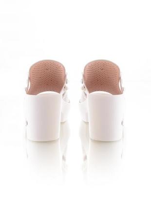 Женские босоножки на каблуке , шлепанцы на каблуке4 фото