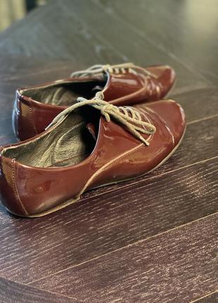 Туфлі на шнорівці