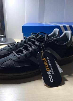 Adidas spezial