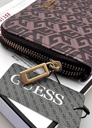 Женский кошелек guess клатч на молнии коричневый4 фото