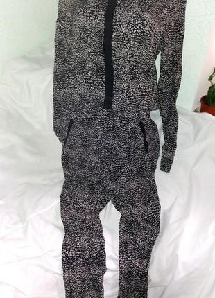 Шикарный натуральный комбинезон  на высокую девушку,46-50разм.,италия.