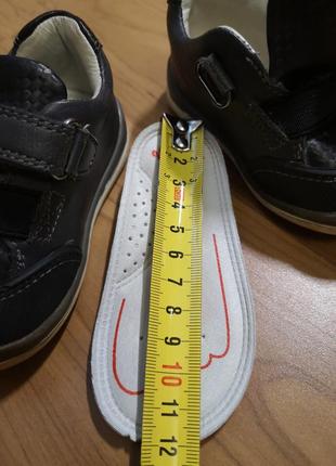 Дитячі шкіряні кросівки garvalin (19 розмір)5 фото