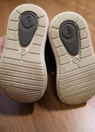 Дитячі шкіряні кросівки garvalin (19 розмір)4 фото