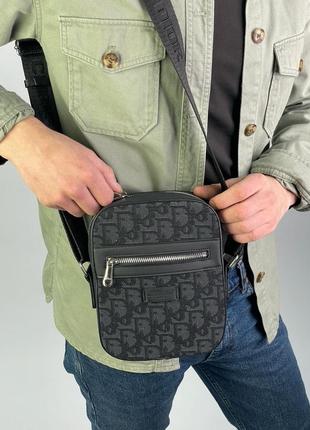 Сумка мужская в стиле christian dior vertical safari messenger bag black