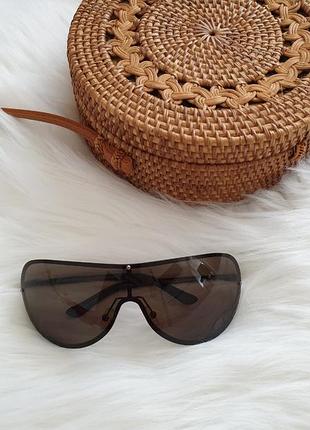 Очки солнцезащитные