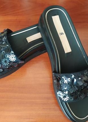 Шлепанцы zara