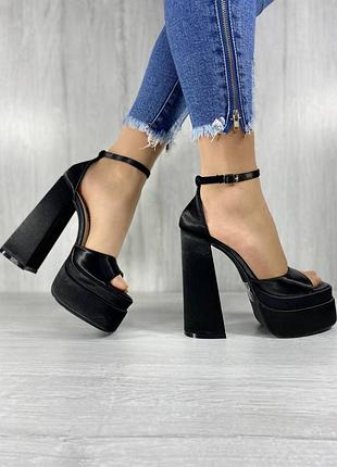 ❤️ шикарные атласные босоножки на платформе
