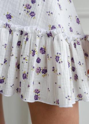 Легка сукня, короткий рукав, оголені плечі, муслін