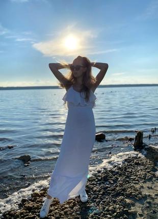 Біла сукня для фотосесії