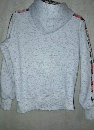 Красивая кофта adidas 2