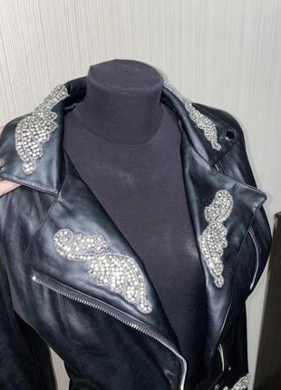 Розкішна курточка з вишивкою-камінням, вишита кристалами2 фото