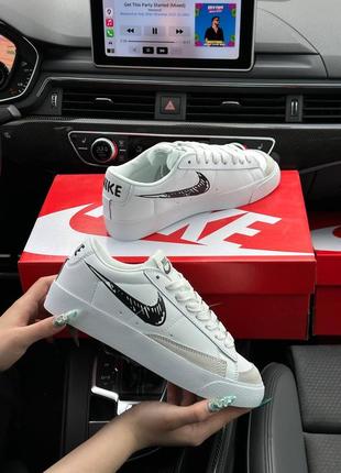 Жіночі кросівки nike blazer low ‘77 vintage white black5 фото