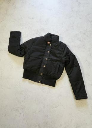 Бомбер черный куртка короткая черная3 фото