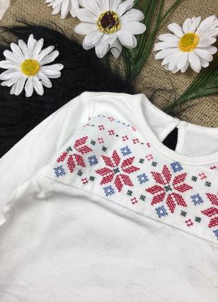 Белая кофточка на 0-3 мес 2