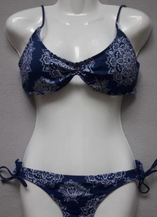 Суперовий роздільний купальник у квітковий принт з поролоновими чашками censored