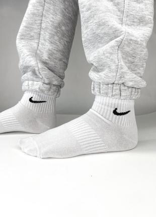 Короткі nike шкарпетки білі