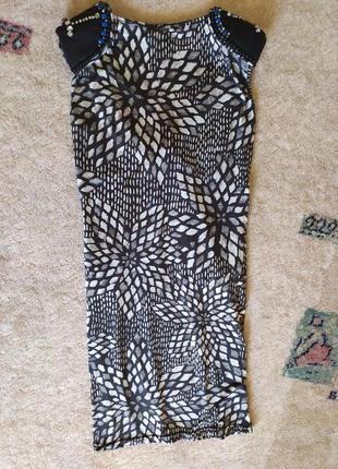 Интересное платье с плечиками 6