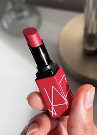 Губна помада nars power matte lipstick dragon girl 0.8 g