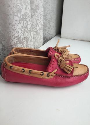 Стильні шкіряні мокасини 37 р.