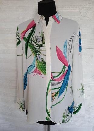 Женская рубашка next р.46-48 белая с ярким цветочным орнаментом1 фото