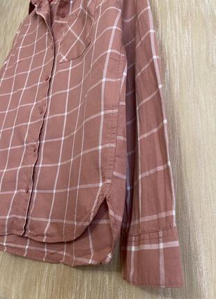 Женская рубашка нюдово-розового цвета h&m