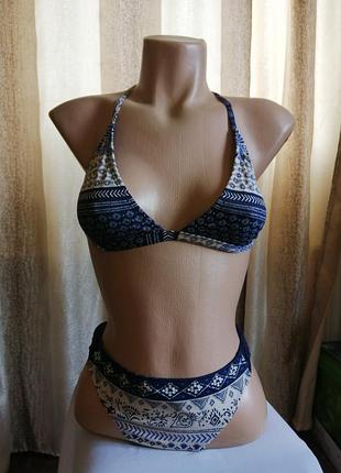 Стильний купальник roxy с топом