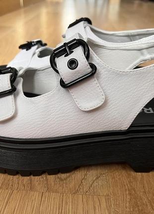 Сандали cropp 3