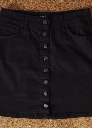 Джинсовая мини-юбка