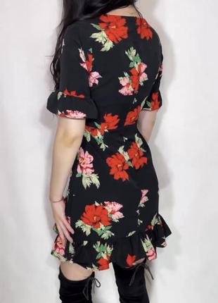 Платье корсетное в цветочный принт6 фото