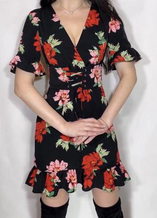 Платье корсетное в цветочный принт5 фото