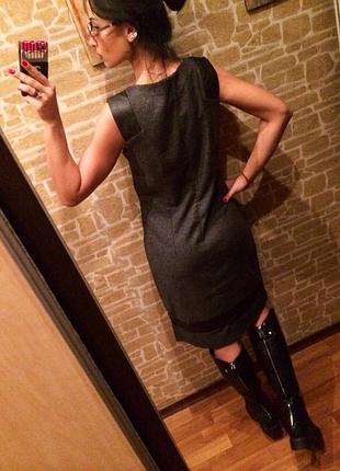 Стильное платье с вставками под кожу3 фото