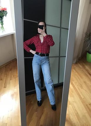 Светлые джинсы прямые