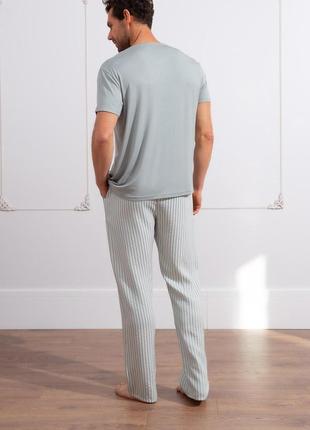 Комплект мужской пижамный футболка брюки hays турция2 фото
