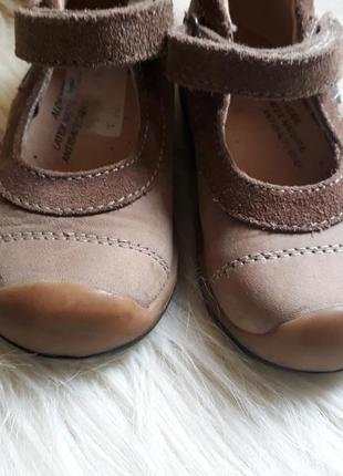 Фирменные туфли ботинки для девочки испания5 фото