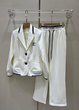 Белый женский костюм белый черный спортивный стиль пиджак бомбер брюки штаны