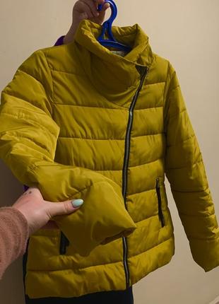 Куртка весна осінь гірчична косуха замок