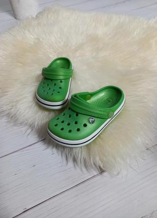 🐊crocs 🐊
6 c 7 стелька 14см.3 фото