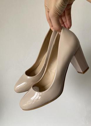 Нюдовые удобные туфли, бежевые туфли на невысоком каблуке,